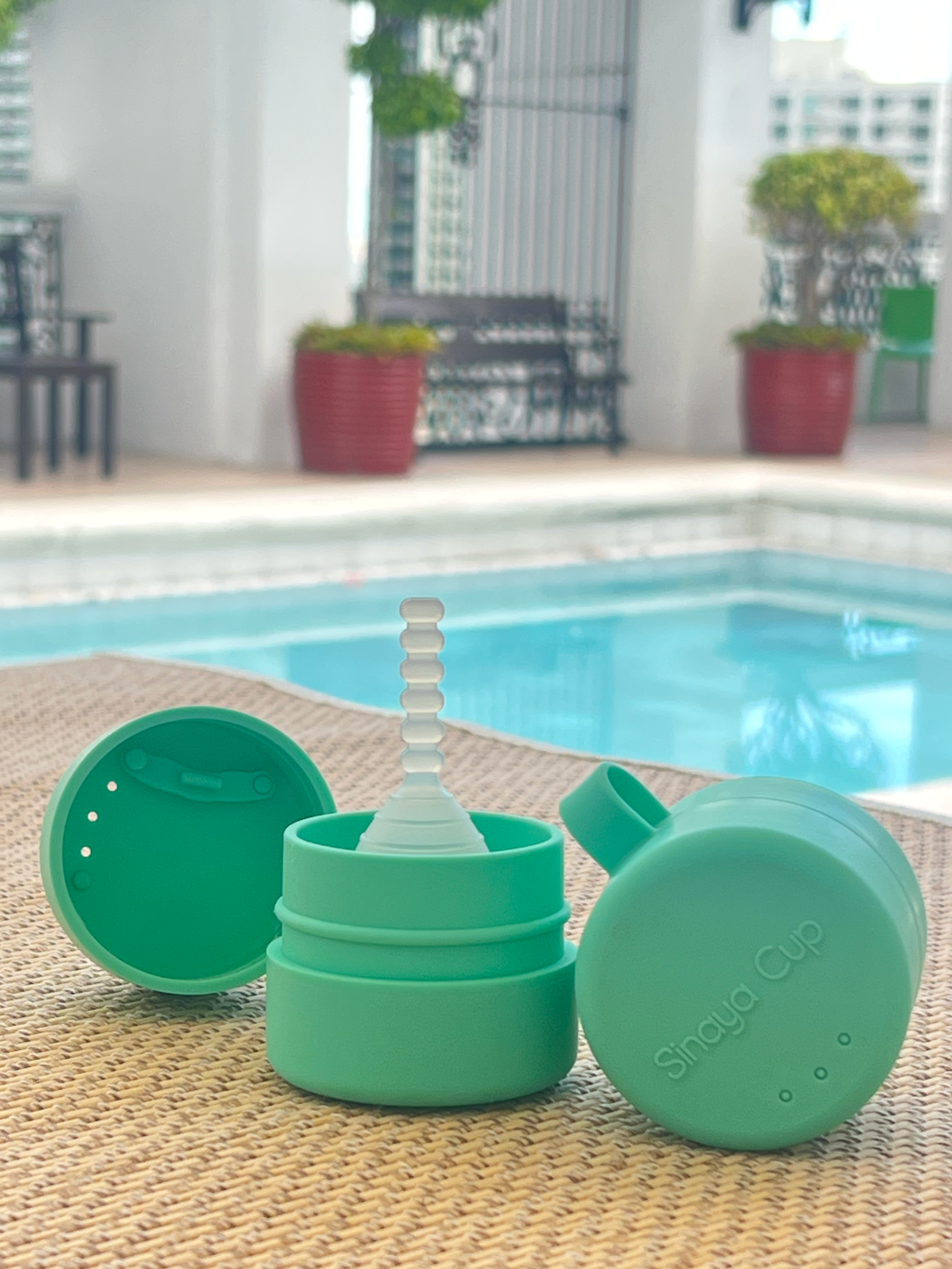 Sinaya Cup with 3-in-1 Sanitary Case - Image 6